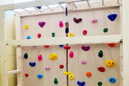 ボルダリング施設