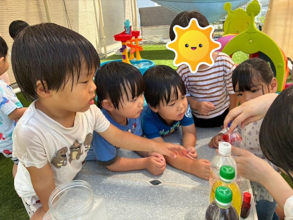 ジュース屋さん！🍹氷あそびでひんやり！🧊